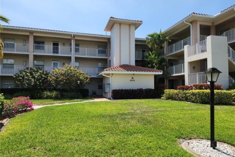 Condo in Bradenton, Florida, 2 bedrooms  № 2128251