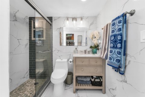 Condominio en venta en North Miami, Florida, 2 dormitorios, 121.14 m2 № 2338477 - foto 15