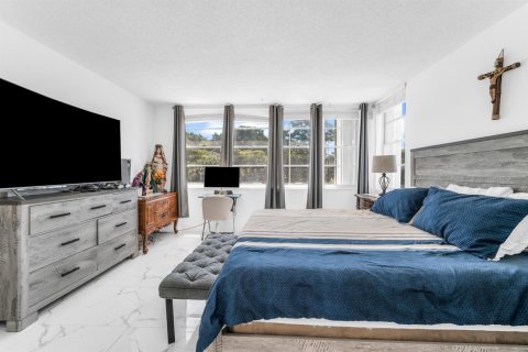Condominio en venta en North Miami, Florida, 2 dormitorios, 121.14 m2 № 2338477 - foto 11