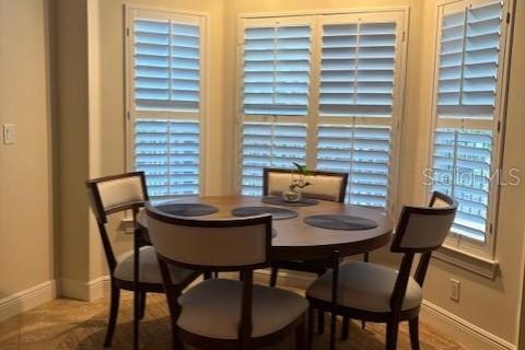 Adosado en venta en Tampa, Florida, 3 dormitorios, 212.37 m2 № 1798301 - foto 10
