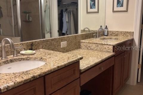 Adosado en venta en Tampa, Florida, 3 dormitorios, 212.37 m2 № 1798301 - foto 6