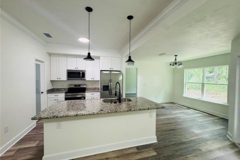 Casa en venta en Bronson, Florida, 3 dormitorios, 130.25 m2 № 2214160 - foto 5