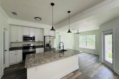 Casa en venta en Bronson, Florida, 3 dormitorios, 130.25 m2 № 2214160 - foto 7
