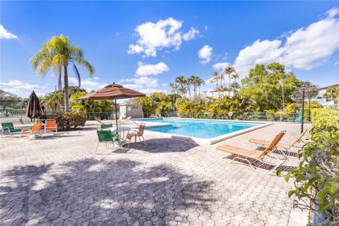 Condo in Miami, Florida, 1 bedroom  № 2170781 - photo 18