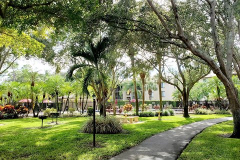 Condominio en alquiler en Greenacres, Florida, 1 dormitorio, 70.98 m2 № 2014296 - foto 10