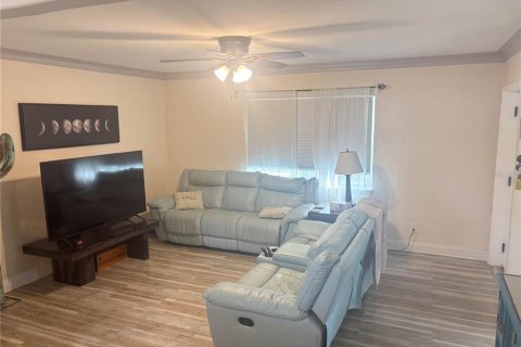 Casa en venta en Saint Petersburg, Florida, 3 dormitorios, 133.69 m2 № 1760584 - foto 5