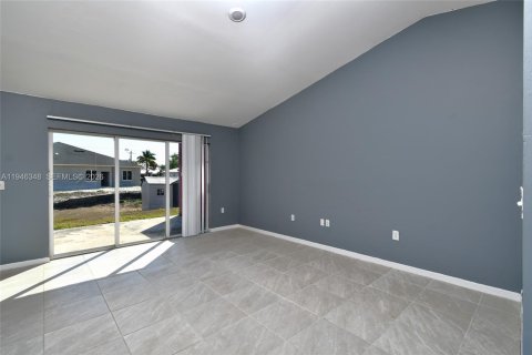 Купить коммерческую недвижимость в Лихай-Эйкерс, Флорида 184.69м2, № 2058108 - фото 15