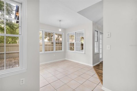 House in Gainesville, Florida 3 bedrooms, 116.69 sq.m. № 1818997 - photo 6