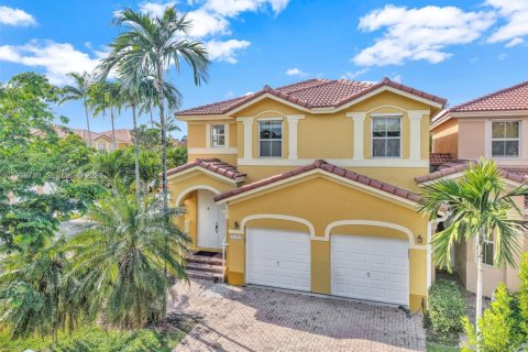 Touwnhouse à louer à Miami, Floride: 4 chambres, 183.85 m2 № 1996524 - photo 8