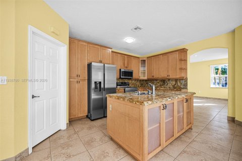 Touwnhouse à louer à Miami, Floride: 4 chambres, 183.85 m2 № 1996524 - photo 24