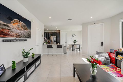 Купить виллу или дом в Хомстед, Флорида 3 спальни, 158.4м2, № 2048899 - фото 11