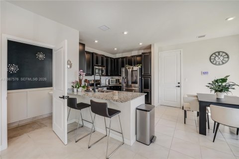 Купить виллу или дом в Хомстед, Флорида 3 спальни, 158.4м2, № 2048899 - фото 13