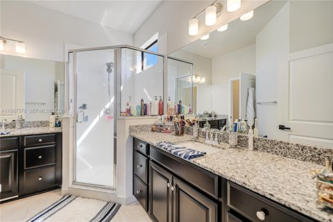 Купить виллу или дом в Хомстед, Флорида 3 спальни, 158.4м2, № 2048899 - фото 30