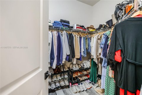 Купить виллу или дом в Хомстед, Флорида 3 спальни, 158.4м2, № 2048899 - фото 29