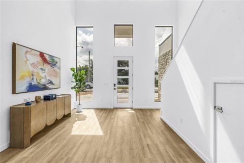 Villa ou maison à louer à Sarasota, Floride: 5 chambres, 278.71 m2 № 2415042 - photo 3