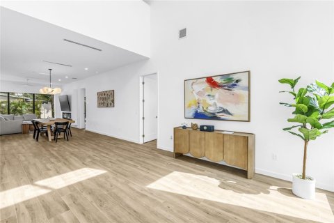 Villa ou maison à louer à Sarasota, Floride: 5 chambres, 278.71 m2 № 2415042 - photo 4