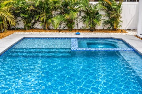 Villa ou maison à louer à Sarasota, Floride: 5 chambres, 278.71 m2 № 2415042 - photo 15