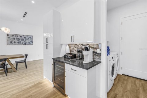 Villa ou maison à louer à Sarasota, Floride: 5 chambres, 278.71 m2 № 2415042 - photo 27