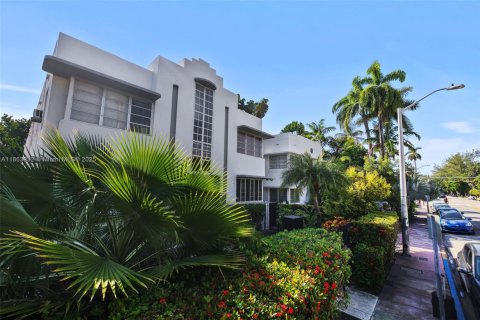 Studio à Condo à Miami Beach, Floride  № 2016128