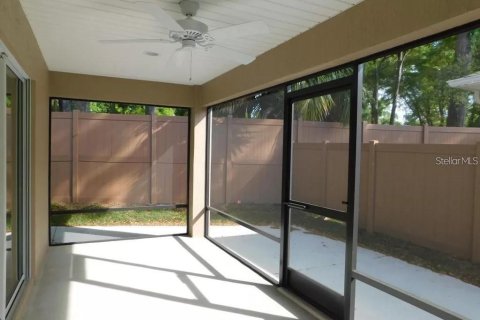 Villa ou maison à louer à The Villages, Floride: 3 chambres, 151.99 m2 № 2404715 - photo 5