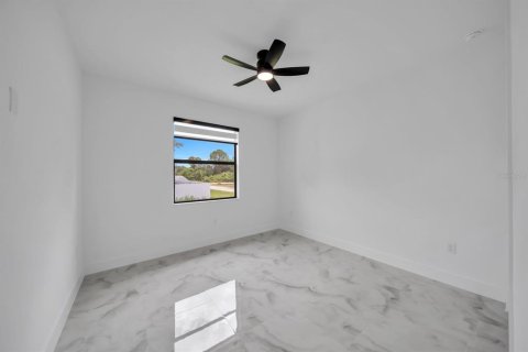 Casa en venta en Lehigh Acres, Florida, 3 dormitorios, 142.7 m2 № 2386259 - foto 22