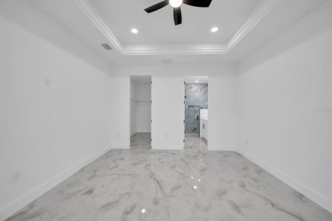 Casa en venta en Lehigh Acres, Florida, 3 dormitorios, 142.7 m2 № 2386259 - foto 15