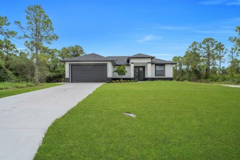 Casa en Lehigh Acres, Florida 3 dormitorios, 142.7 m2 № 2386259