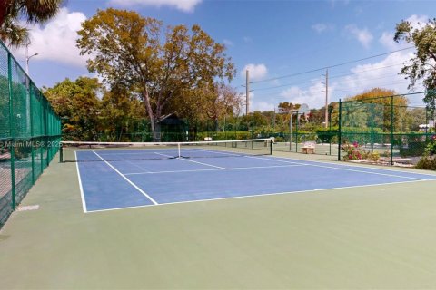 Condo in Key Largo, Florida, 2 bedrooms  № 1867158 - photo 23