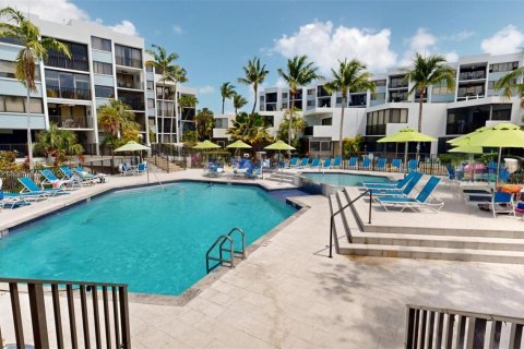 Condo in Key Largo, Florida, 2 bedrooms  № 1867158 - photo 22