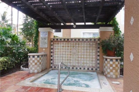 Copropriété à vendre à Miramar, Floride: 2 chambres, 89.74 m2 № 2173999 - photo 30