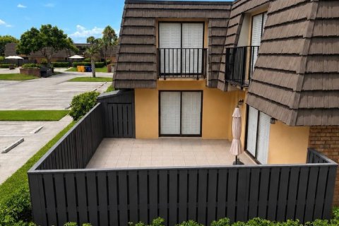 Touwnhouse à vendre à West Palm Beach, Floride: 2 chambres, 114.83 m2 № 2338280 - photo 2