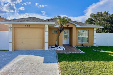 House in Kissimmee, Florida 3 bedrooms, 106.56 sq.m. № 2202904