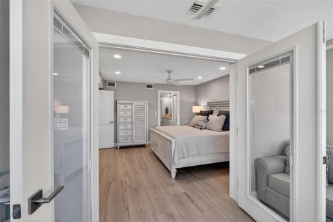 Купить кондоминиум в Сарасота, Флорида 5 комнат, 126.81м2, № 2094766 - фото 10
