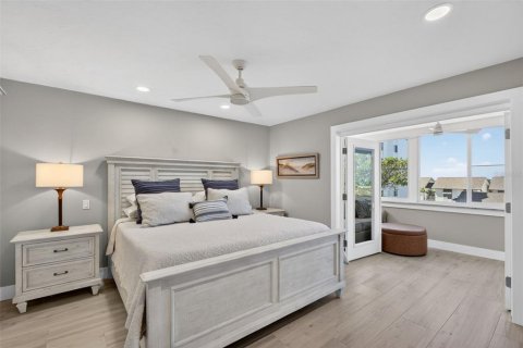 Купить кондоминиум в Сарасота, Флорида 5 комнат, 126.81м2, № 2094766 - фото 12