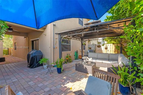 Купить виллу или дом в Катлер-Бей, Флорида 4 комнаты, 185.8м2, № 1991635 - фото 15