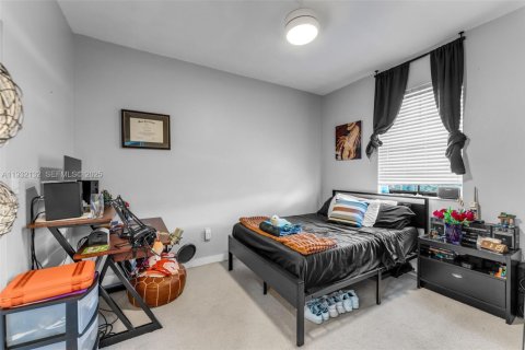 Купить виллу или дом в Катлер-Бей, Флорида 4 комнаты, 185.8м2, № 1991635 - фото 11