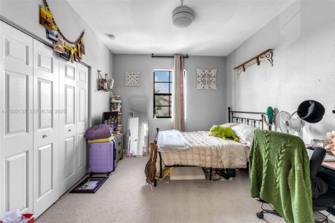 Купить виллу или дом в Катлер-Бей, Флорида 4 комнаты, 185.8м2, № 1991635 - фото 9