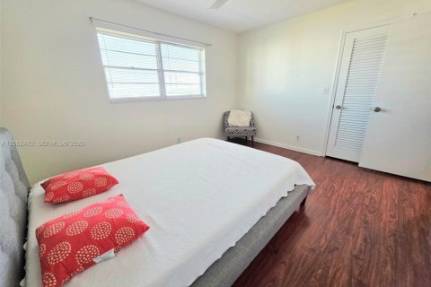 Copropriété à vendre à Hallandale Beach, Floride: 2 chambres, 101.45 m2 № 2268214 - photo 22