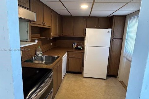 Condominio en venta en Miami, Florida, 2 dormitorios, 88.44 m2 № 2174640 - foto 5