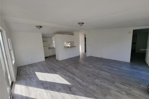 Appartement à louer à Belleview, Floride: 2 chambres, 118.54 m2 № 2390791 - photo 2