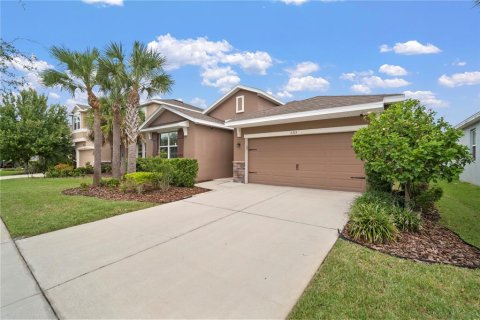 House in Apollo Beach, Florida 4 bedrooms, 215.07 sq.m. № 1910265 - photo 3