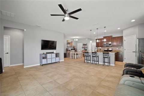 House in Apollo Beach, Florida 4 bedrooms, 215.07 sq.m. № 1910265 - photo 19