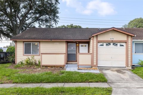 Touwnhouse à vendre à Orlando, Floride: 3 chambres, 123.19 m2 № 1899616 - photo 1