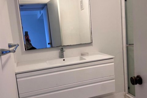 Condominio en alquiler en Weston, Florida, 2 dormitorios, 118.26 m2 № 2077438 - foto 6