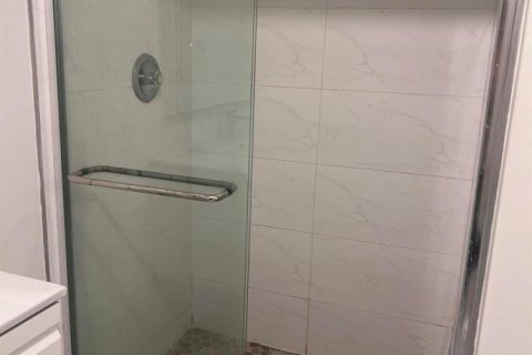 Condominio en alquiler en Weston, Florida, 2 dormitorios, 118.26 m2 № 2077438 - foto 7