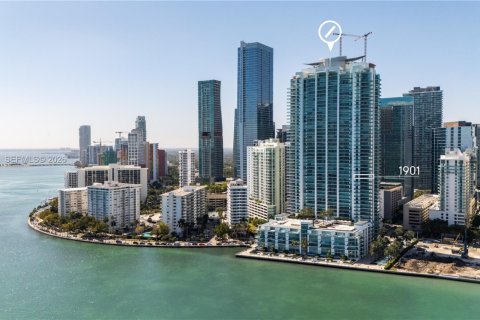 Condo in Miami, Florida, 2 bedrooms  № 2040139