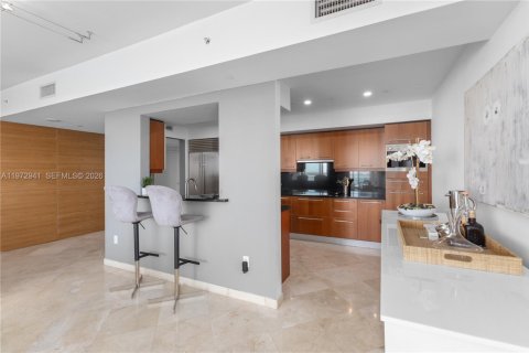 Купить кондоминиум в Майами, Флорида 2 спальни, 174.47м2, № 2040139 - фото 17