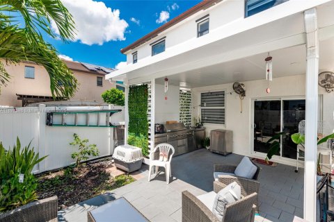 Touwnhouse à vendre à Hialeah, Floride: 3 chambres, 143.07 m2 № 1977187 - photo 29