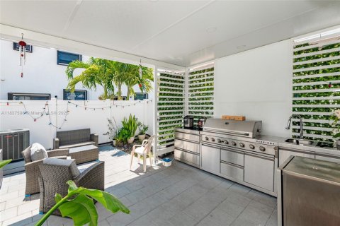 Touwnhouse à vendre à Hialeah, Floride: 3 chambres, 143.07 m2 № 1977187 - photo 28
