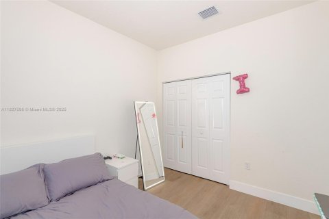Touwnhouse à vendre à Hialeah, Floride: 3 chambres, 143.07 m2 № 1977187 - photo 22